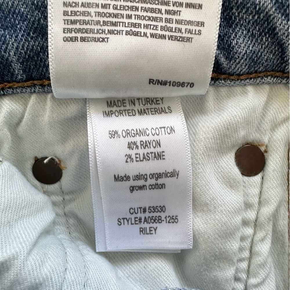 Agolde Riley High Rise Straight Crop Jeans in Whiplash Distressed - Picture 7 of 8